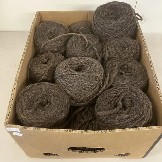 Box Lot 20 x Wools