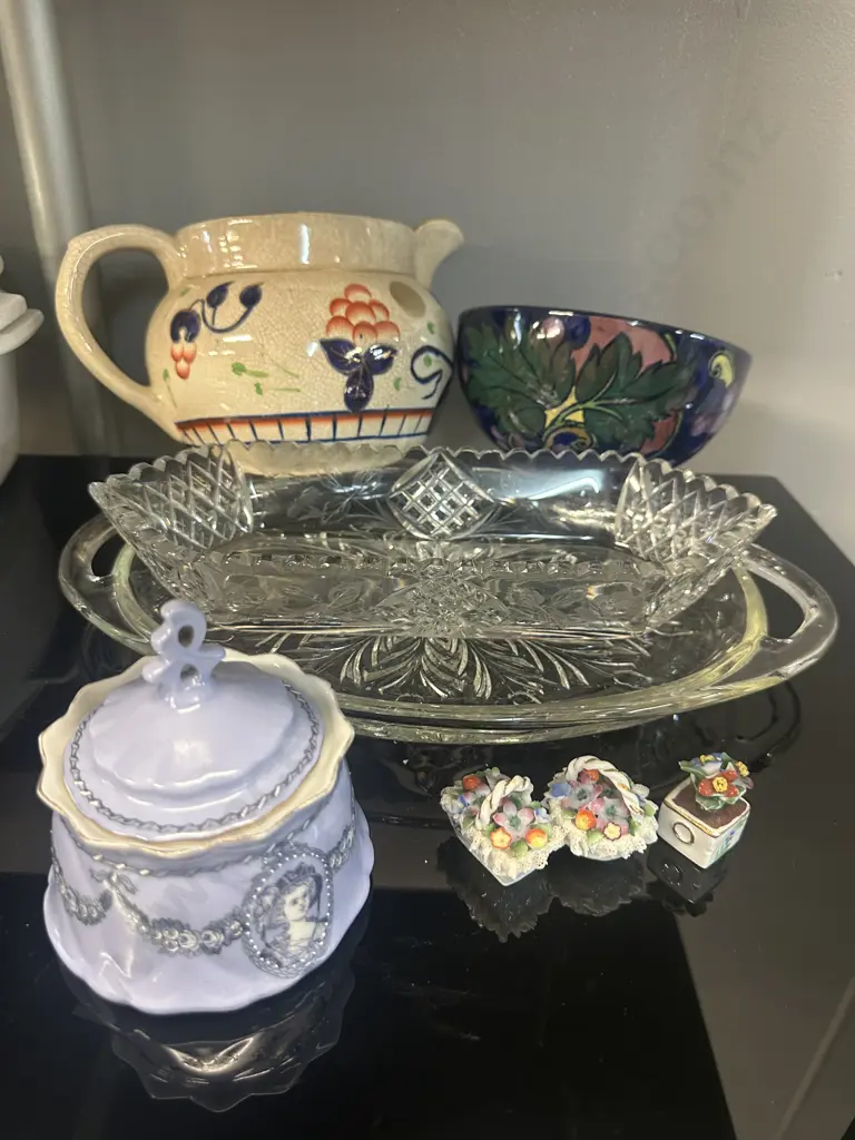 Selection Of China & Glass Items  Image 1++