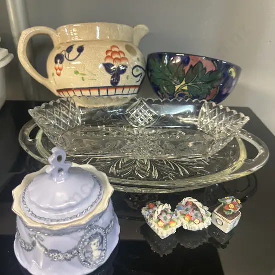 Selection Of China & Glass Items 