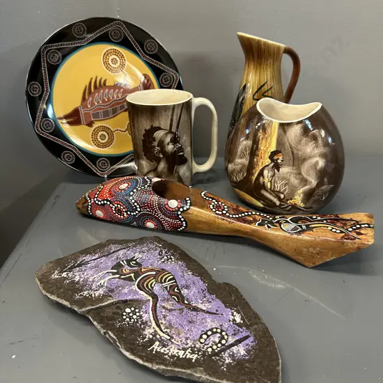 Selection Of China Items Including Australian Themed Plate, Vase Etc