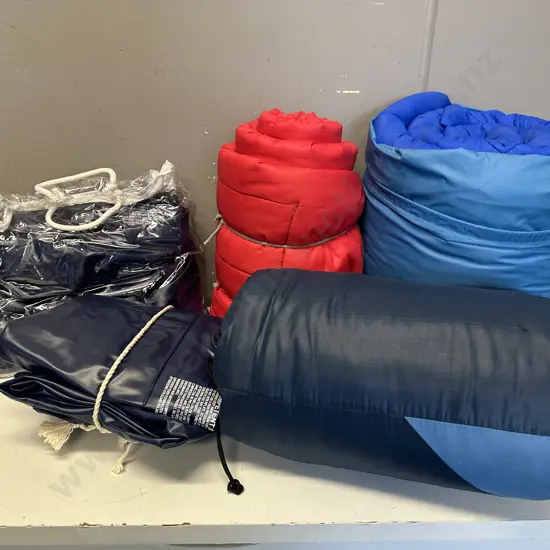Sleeping Bags x 3 Includes BackPacker Benedorm & 2 Air Bed Mattresses