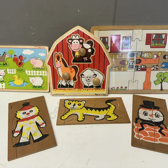 Handcrafted Childrens Puzzles & Stand Up Dolls House 