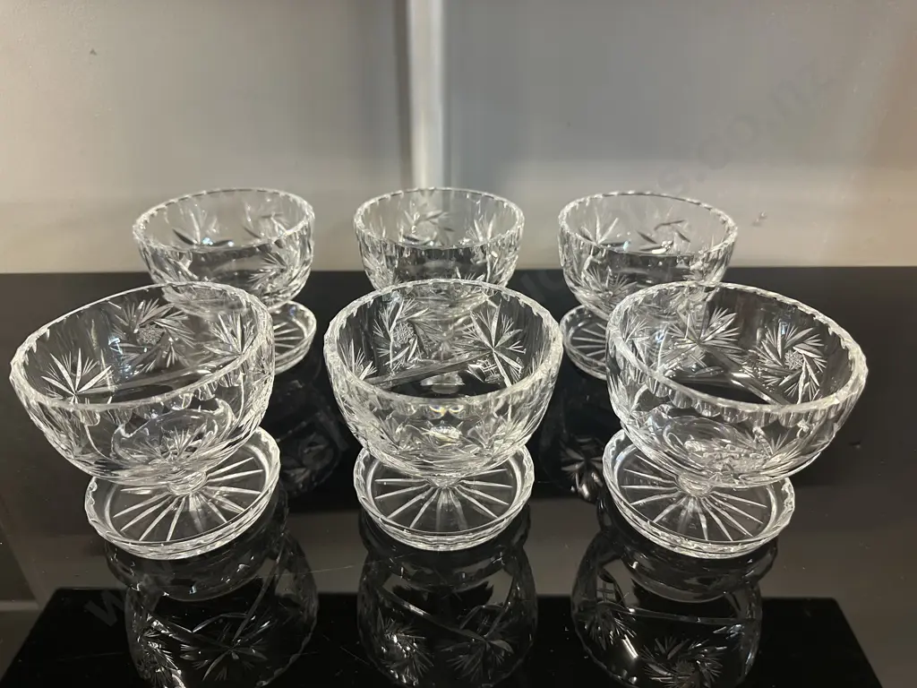 Beautiful Vintage Set Of Six Lipped Crystal Starter Or Dessert Dishes Image 1++