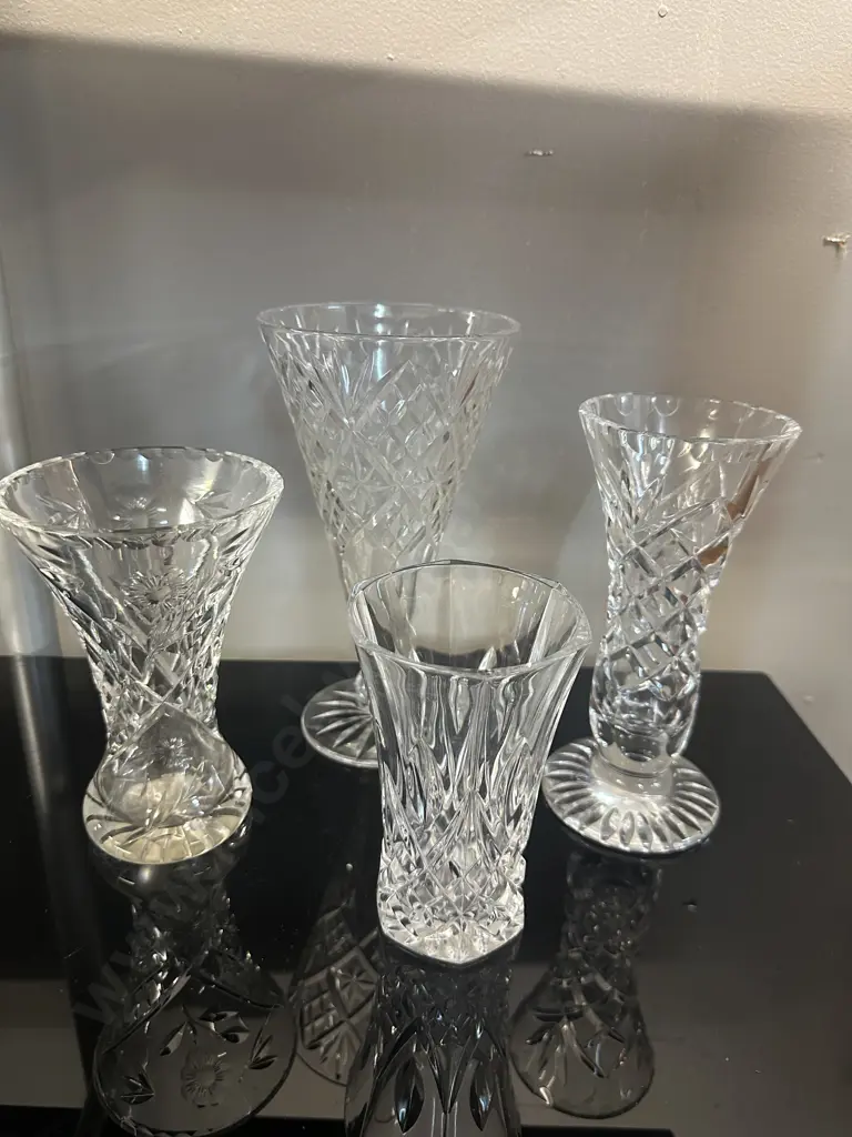 Selection Of Vintage Crystal Vases Including Diamond Image 1++