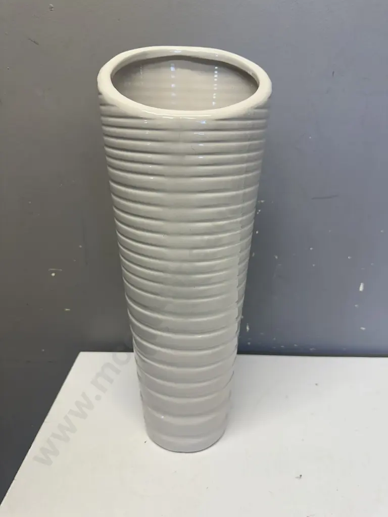 Large Cream Ribbed Vase H47cm. Image 1++
