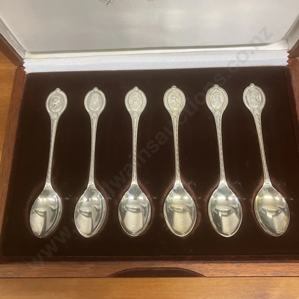 Franklin Mint The Sovereign Queens Spoon Collection, Limited Edition With COA Image 1++