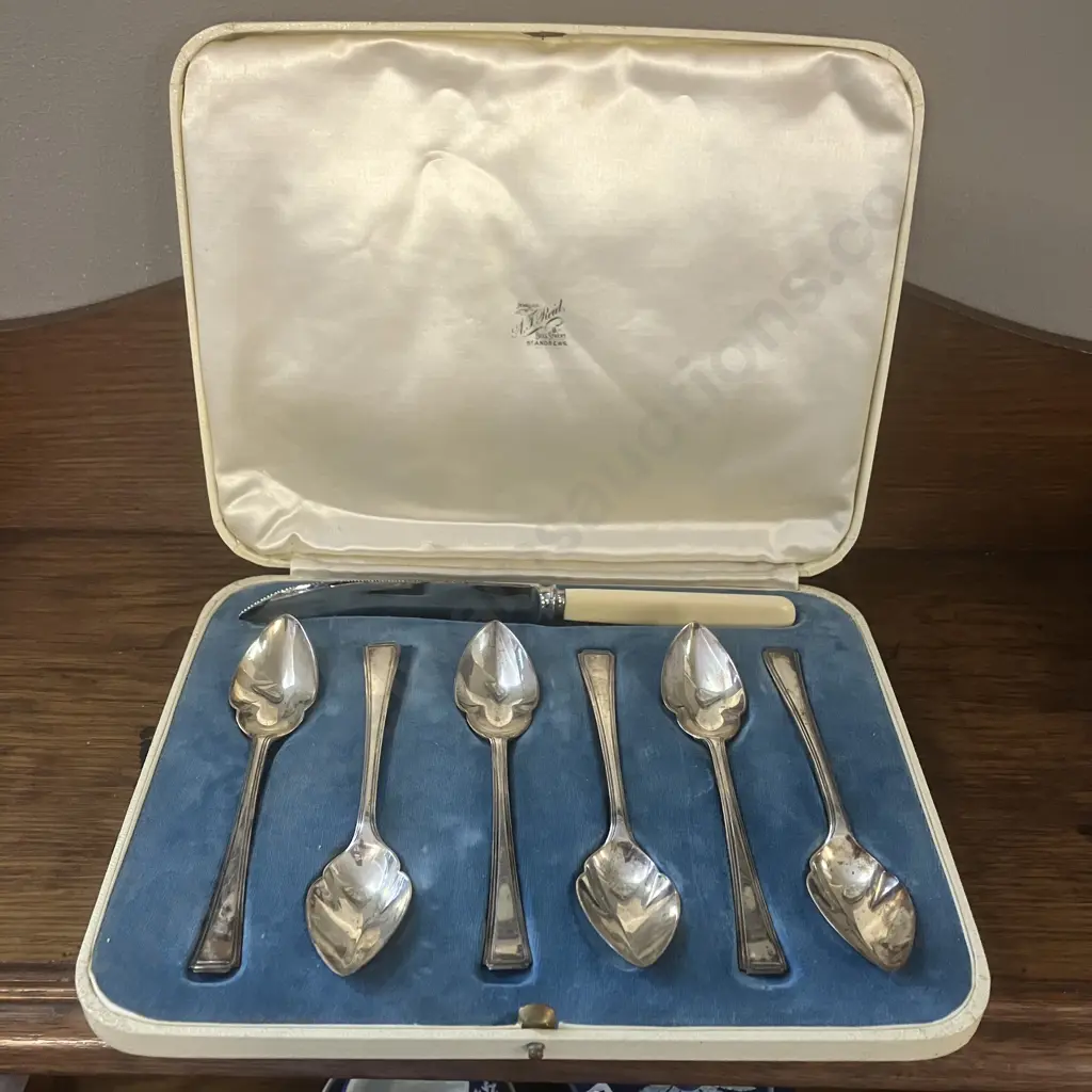 Set of 6 Sterling Silver Grapefruit Spoons, Hallmarked Sheffield 1923, Thomas Bradbury & Sons Image 1++