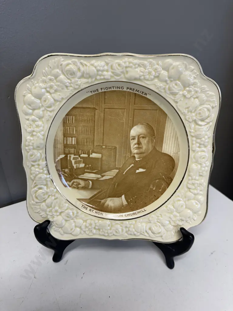 Vintage Winston Churchill Crown Ducal Florentine Collectors Plate  Image 1++