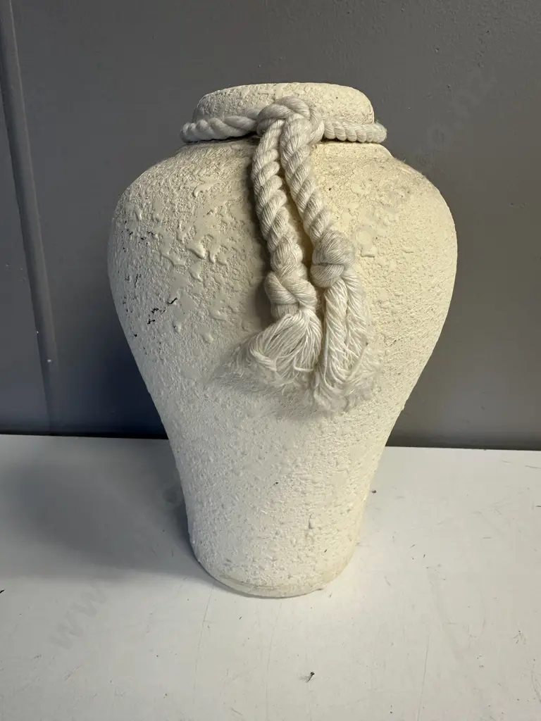 Micasa Ceramics Cream Rope Detail Vase H29cm. Image 1++