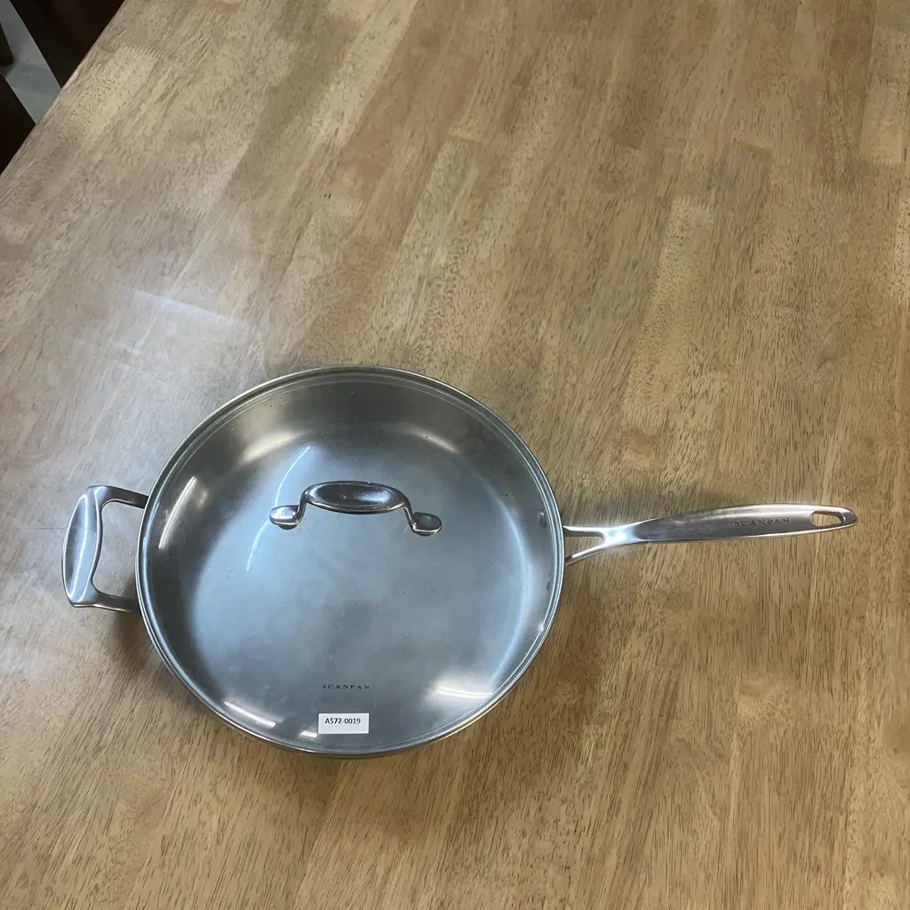 Scanpan Impact Saute Pan with Lid - 28cm Image 1++