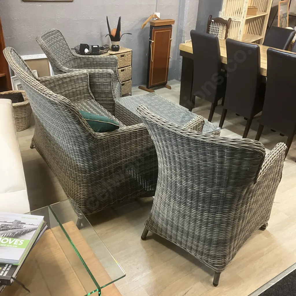 Poly Rattan Wicker 4 Piece Outdoor Set With Glass Topped Occasional Table Image 1++