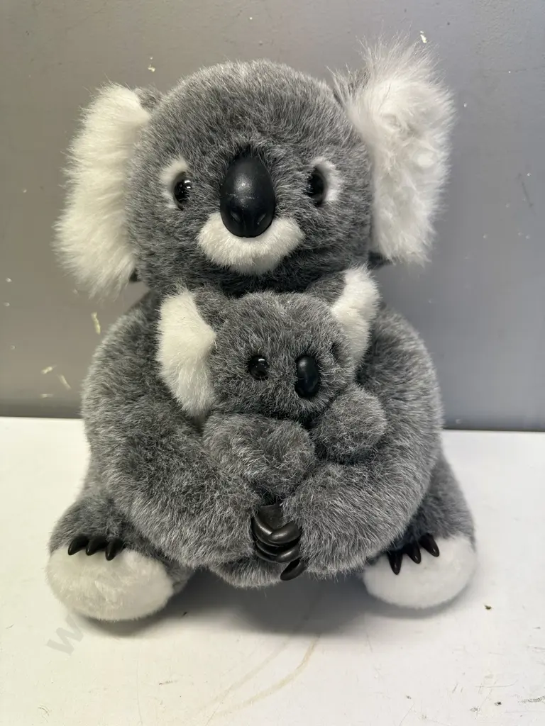 Vintage 'Toy Hut" Australia Koala Bear  Image 1++