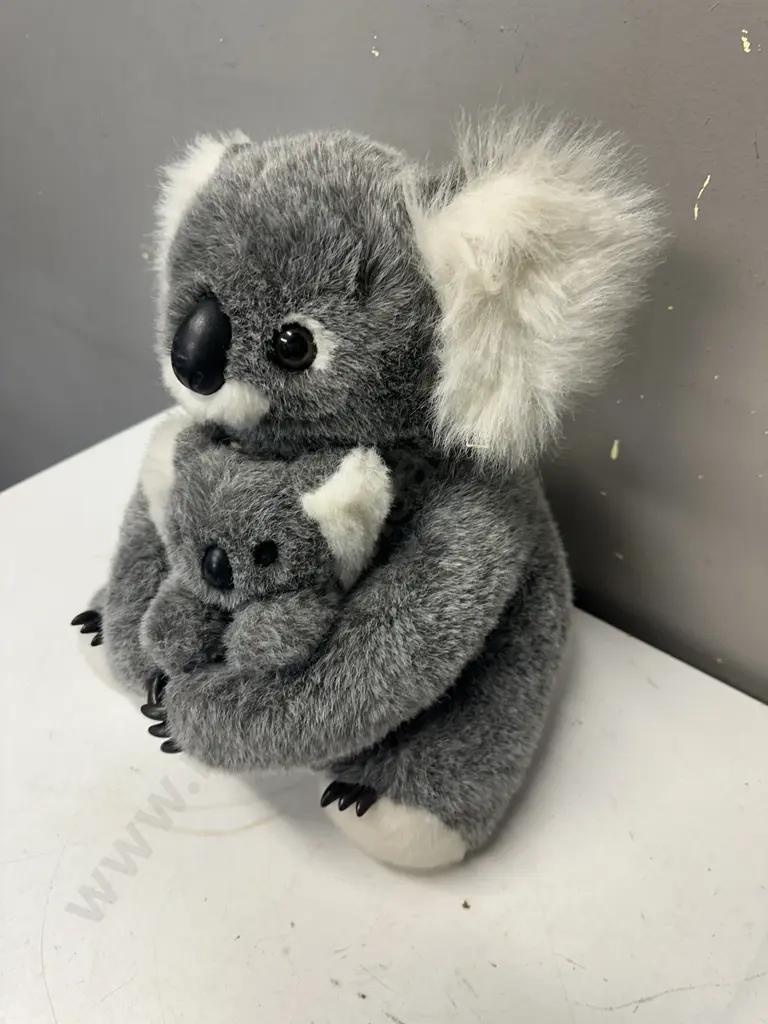 Vintage 'Toy Hut" Australia Koala Bear  Image 1++