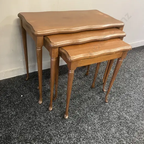 Mahogany Nest Of Three Tables, Fine Cabriole Legs. H45 W53 D28.5cm