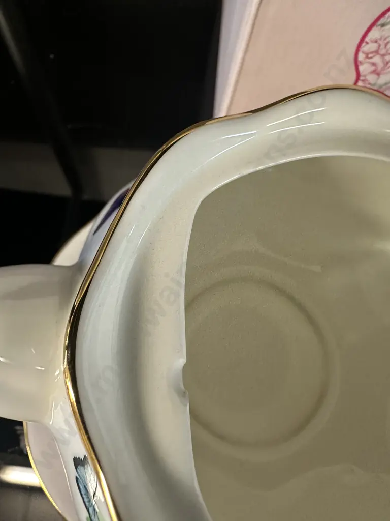 Royal Albert 'Friendship' For Miranda Kerr Tea For One Teapot (Small Chip On Rim) Image 1++
