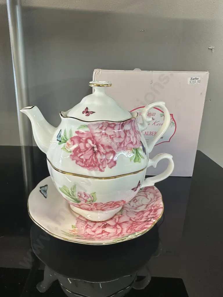 Royal Albert 'Friendship' For Miranda Kerr Tea For One Teapot (Small Chip On Rim) Image 1++
