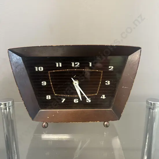Retro Vintage English Smiths Mantle Clock With Ball Feet