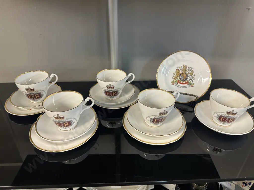 Vintage 'Springfield' Queen Elizabeth ll Silver Jubilee Trios x5 Image 1++
