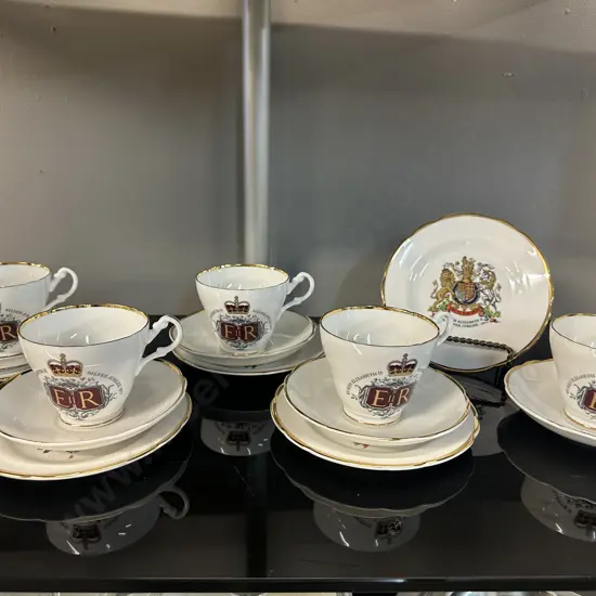 Vintage 'Springfield' Queen Elizabeth ll Silver Jubilee Trios x5