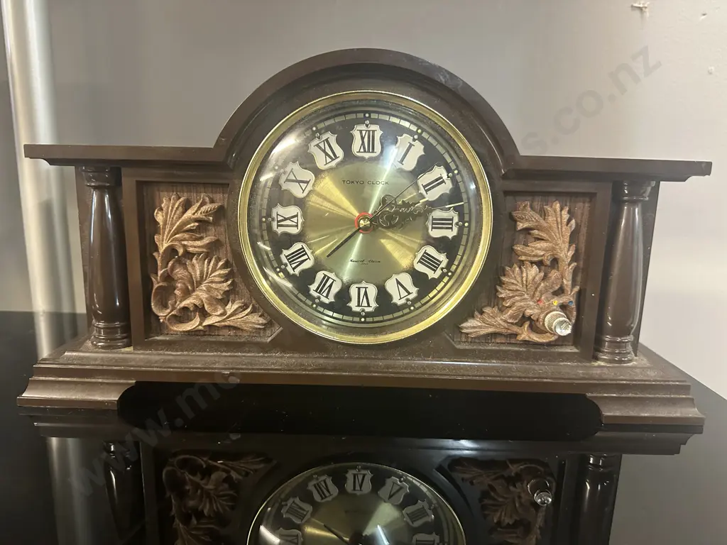 Vintage Tokyo Mantle Clock H16,W33cm. Image 1++
