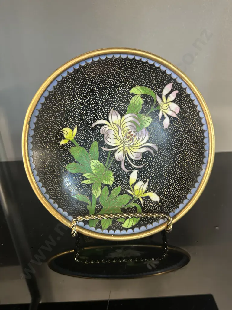 Vintage Cloisonne Plate Dia18cm. Image 1++