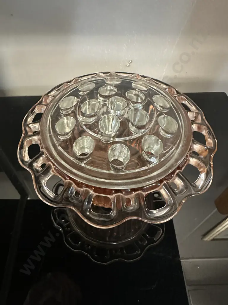 'Vintage Pink Depression Glass Bowl With Clear 16 Hole Frog Image 1++