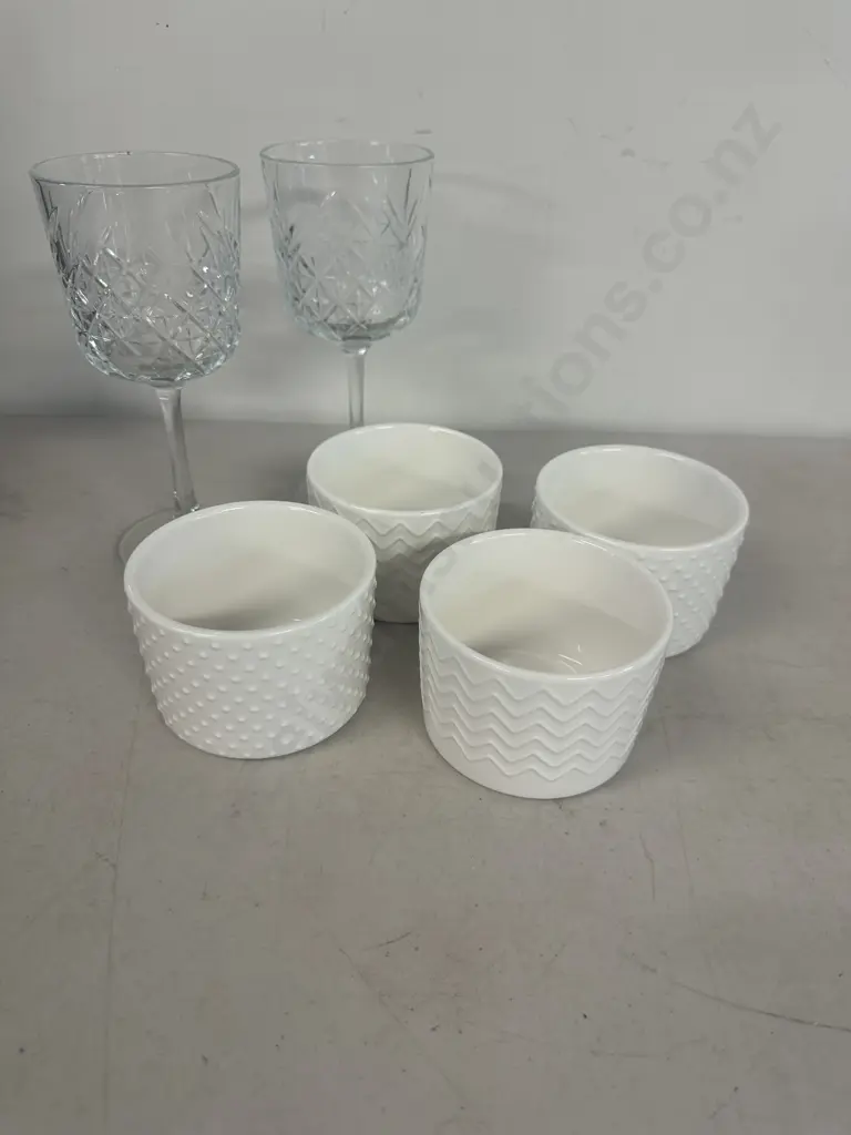 Alex Liddy Ramekins & Pair Of Cut Glass Wine Glasses Image 1++