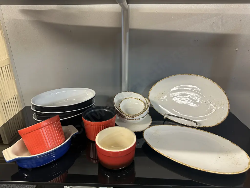 Pyrex Ovenware, Simon Gault Servingware, Bowls Etc Image 1++