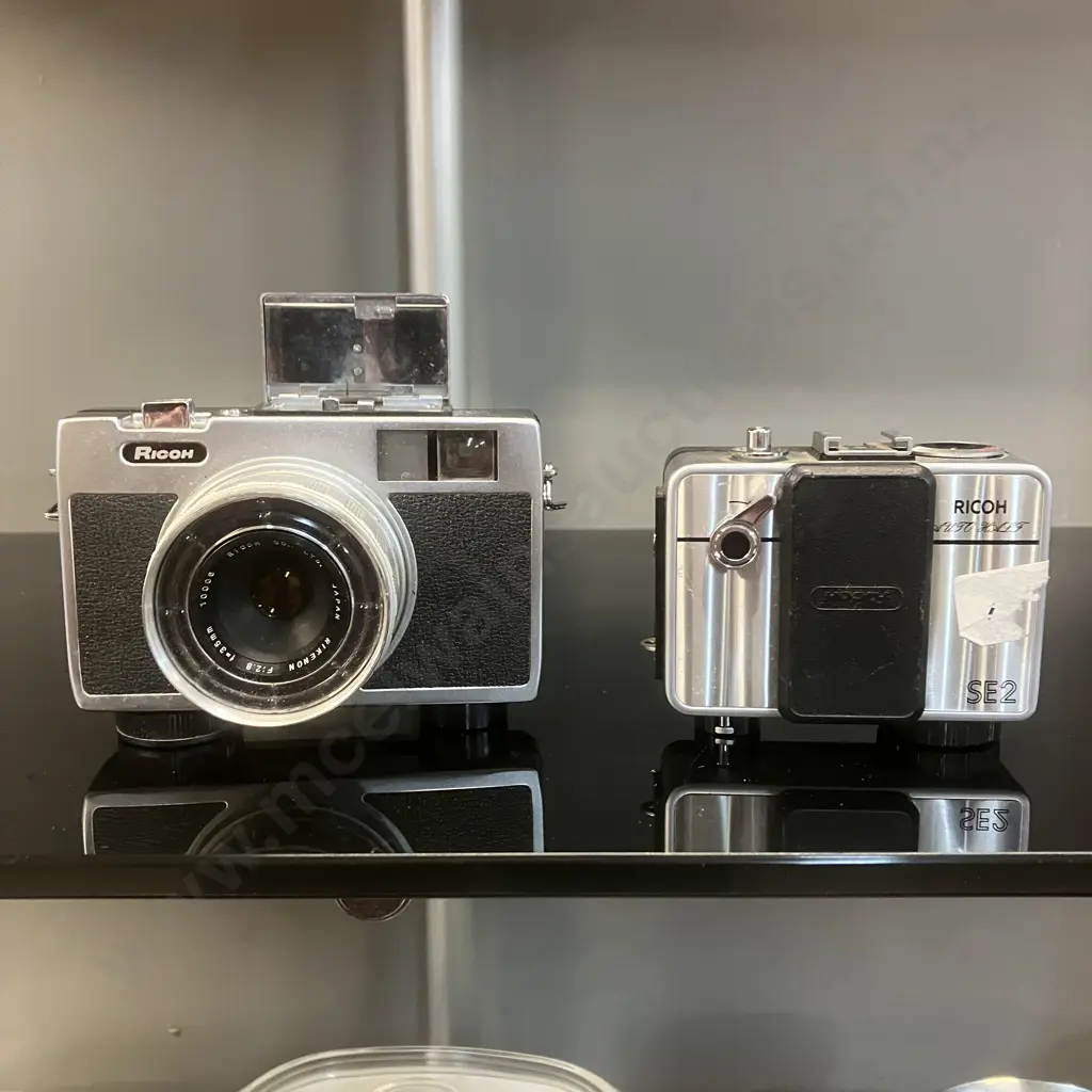 Ricoh Auto Half SE2 Silver 35mm Half Frame Film Camera & Ricohmatic 126 Camera From Japan Image 1++