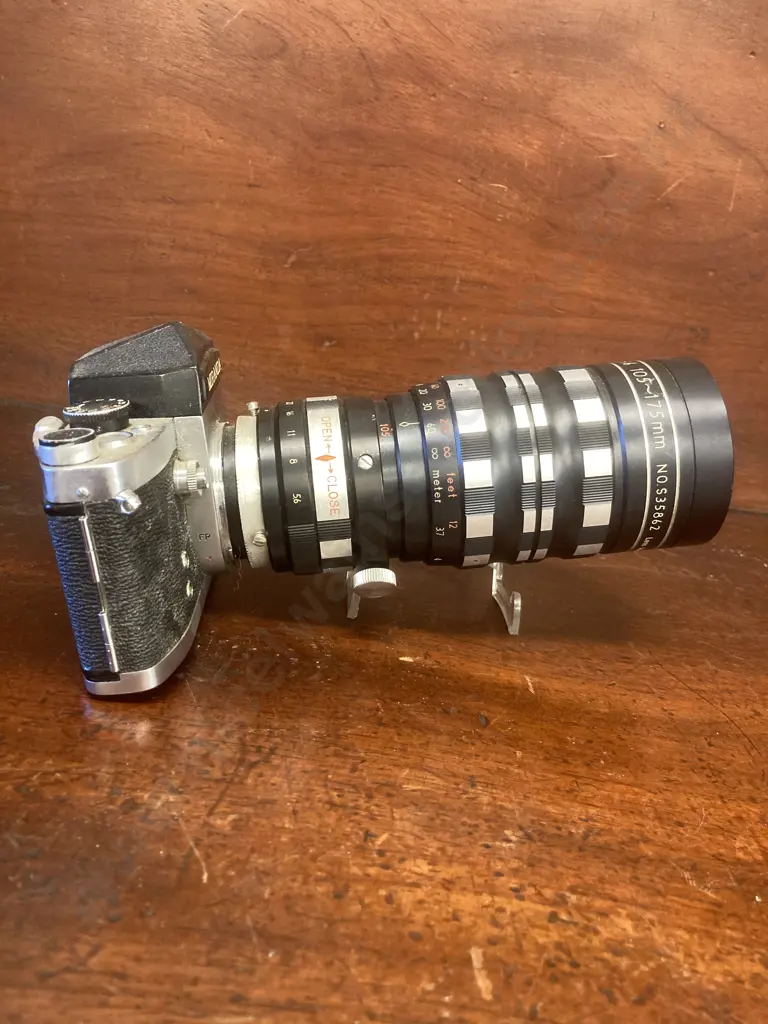 Vintage Miranda Camera Co. Miranda FB No. 714660 With Soligor Miranda Zoom F;5.6 105-175mm Lens Lens Image 1++