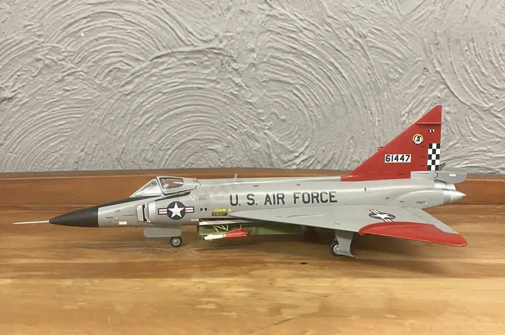 1:48 U.S. Air Force Convair F-102A Delta Dagger Interceptor - "The Deuce" Image 1++