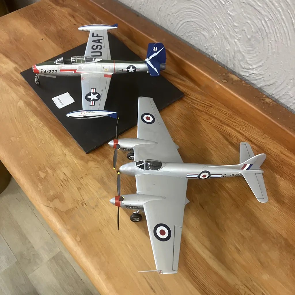 1:48 de Havilland DH.103 Hornet RAF 33 Squadron Butterworth Malaya 1954 & USAF F-84G ThunderJet Image 1++