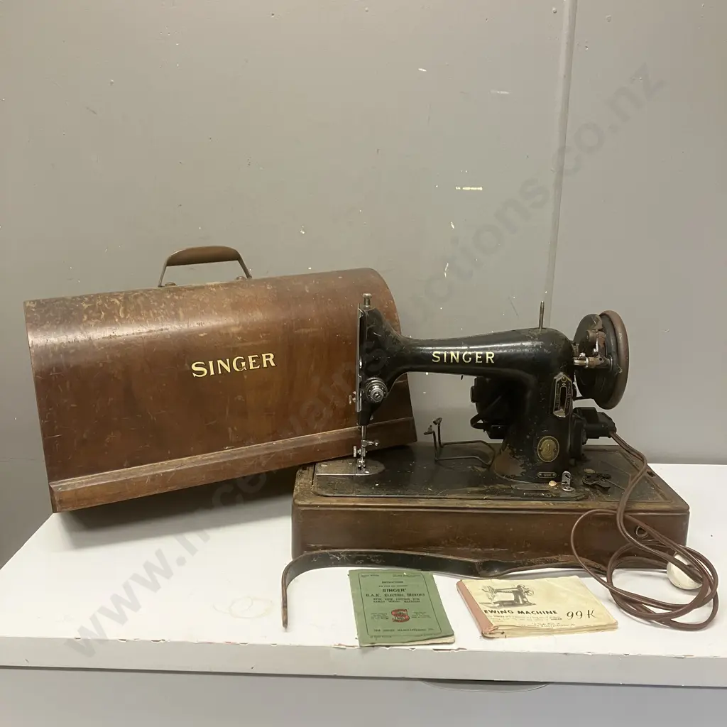 Singer Model 99K Sewing Machine With Manual In Bentwood Case, Serial #EJ257814 Image 1++