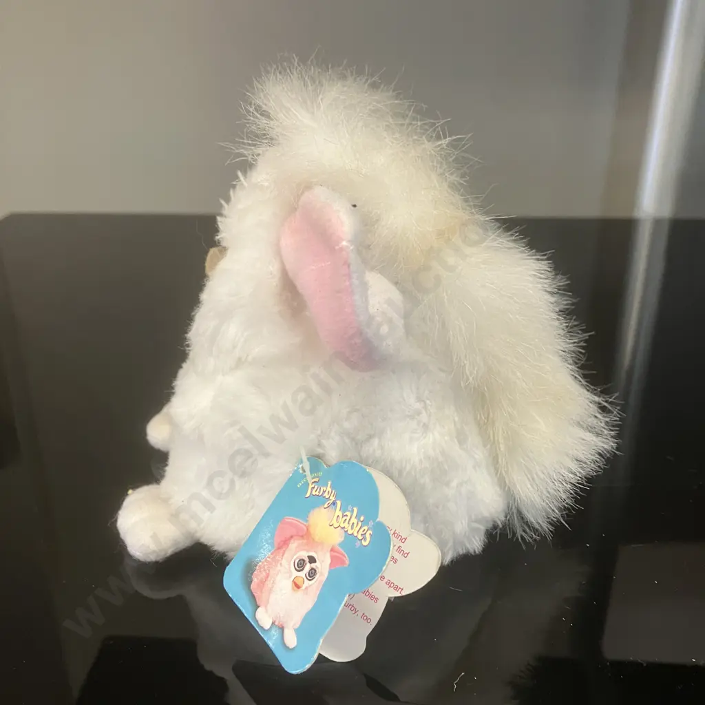 Vintage 1999 Tiger Electronics 70-940 Furby Babies, Pink White With Tags Image 1++