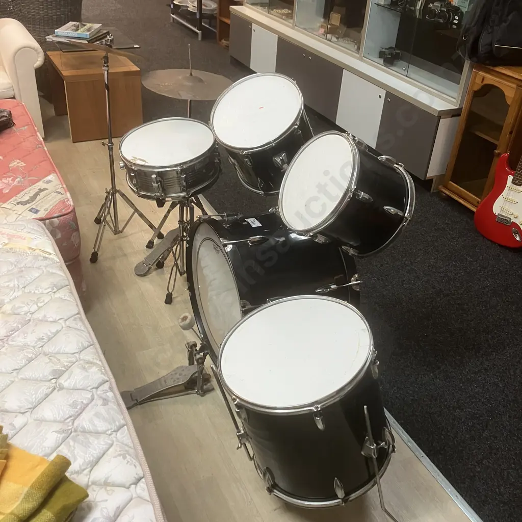 Music Works 7-piece Drum Kit (As Found Condition) Image 1++