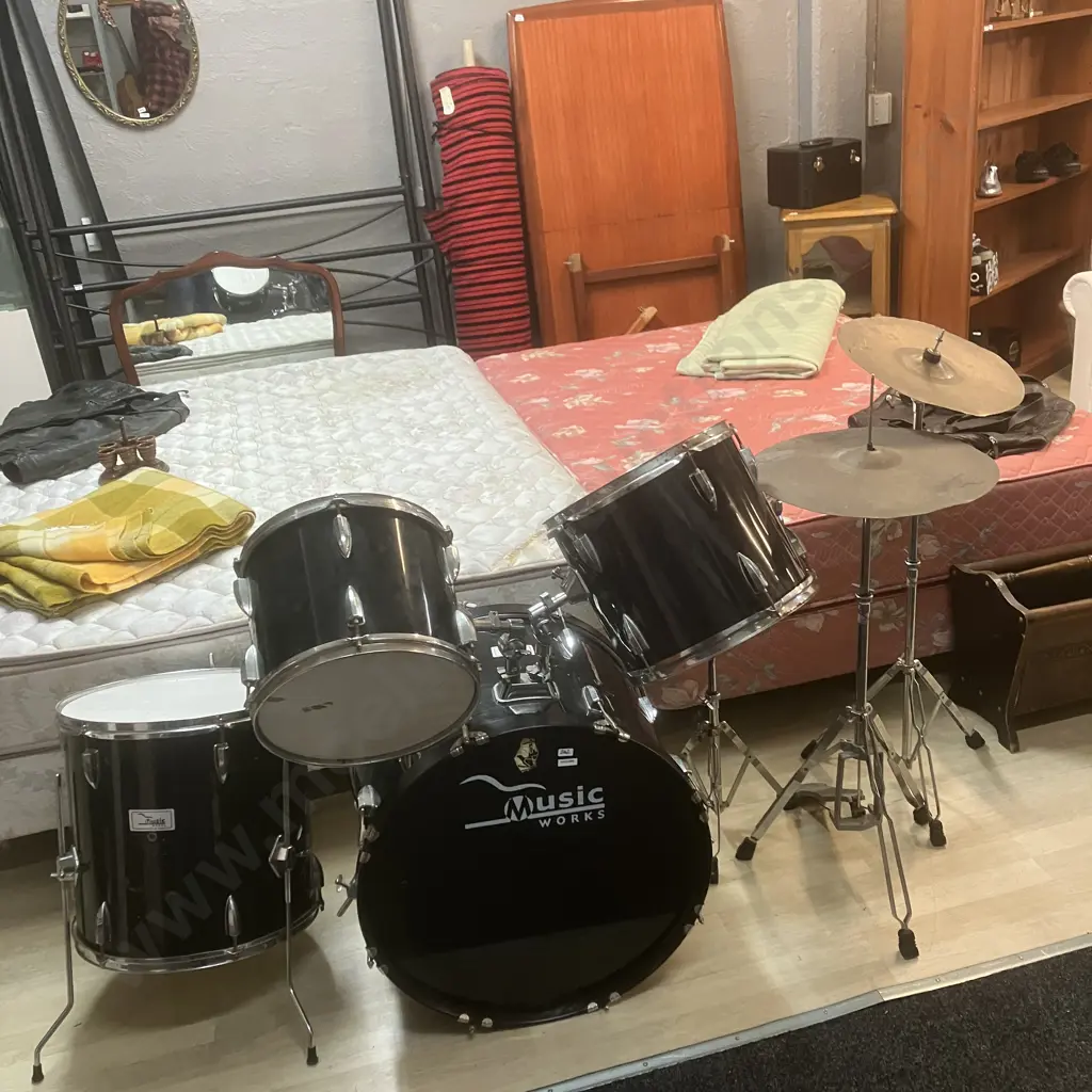 Music Works 7-piece Drum Kit (As Found Condition) Image 1++