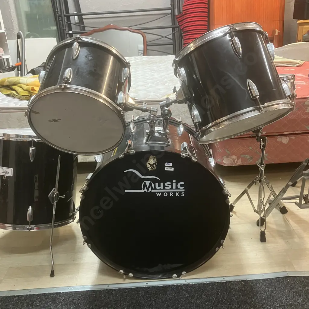 Music Works 7-piece Drum Kit (As Found Condition) Image 1++