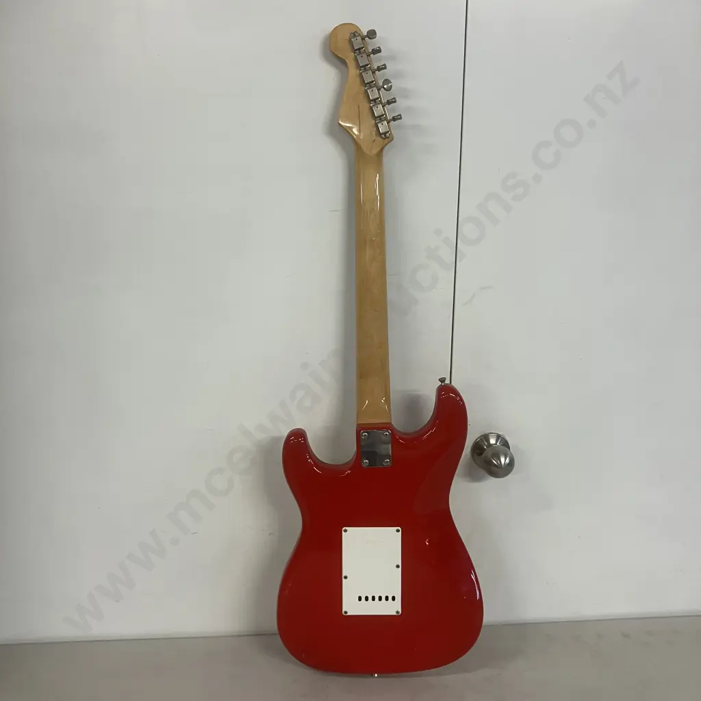 Red & White Electric Guitar Image 1++