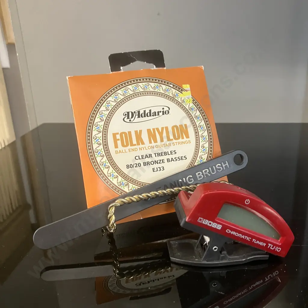 BOSS TU-10 Clip-On Chromatic Tuner (Red), Guitar Strings Image 1++
