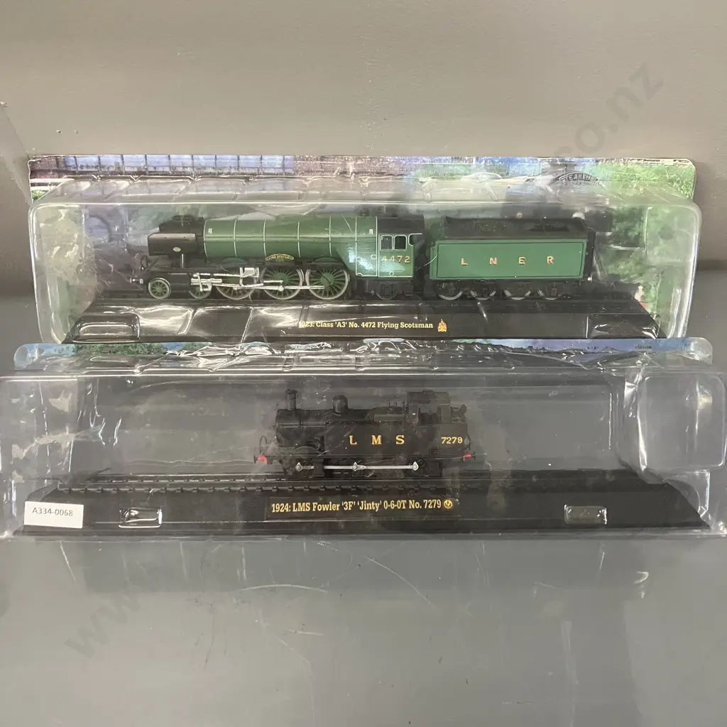1923 Class A3 No.4472 Flying Scotsman & 1924 LMS Fowler 3F Jinty 0-6-0T No7279 Locomotives - 1:76 Scale Static Models Image 1++