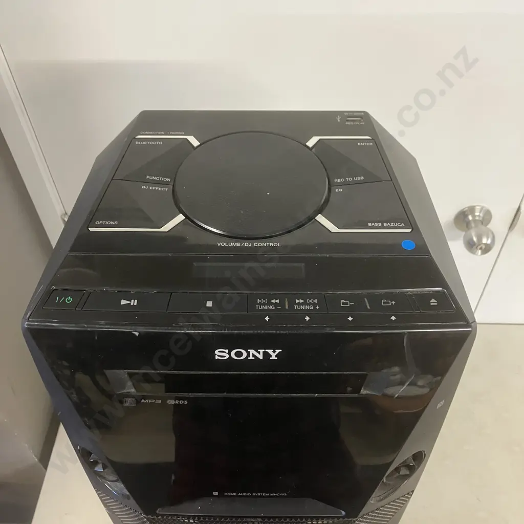 Sony Home Audio System MHC-V3 (Needs Power Lead) Image 1++
