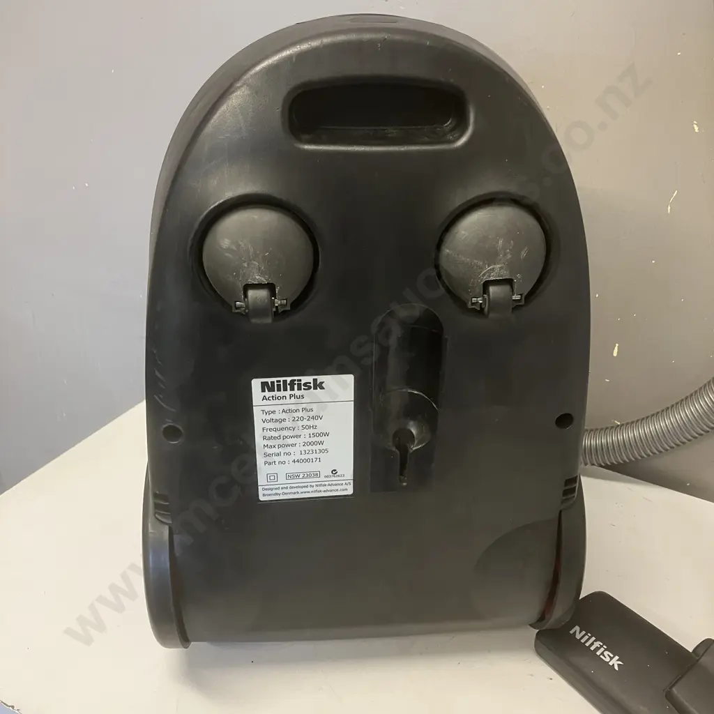 Nilfisk Action Plus Vacuum Cleaner Image 1++