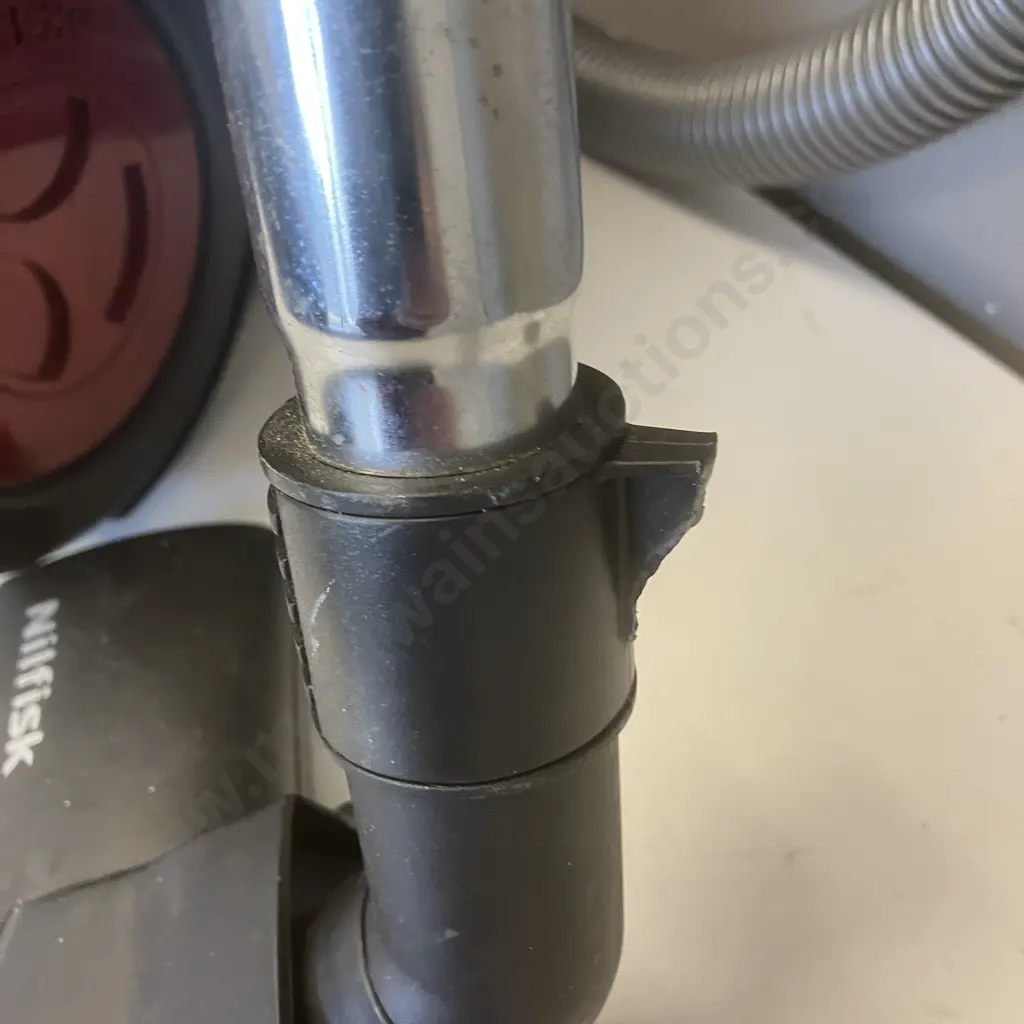Nilfisk Action Plus Vacuum Cleaner Image 1++