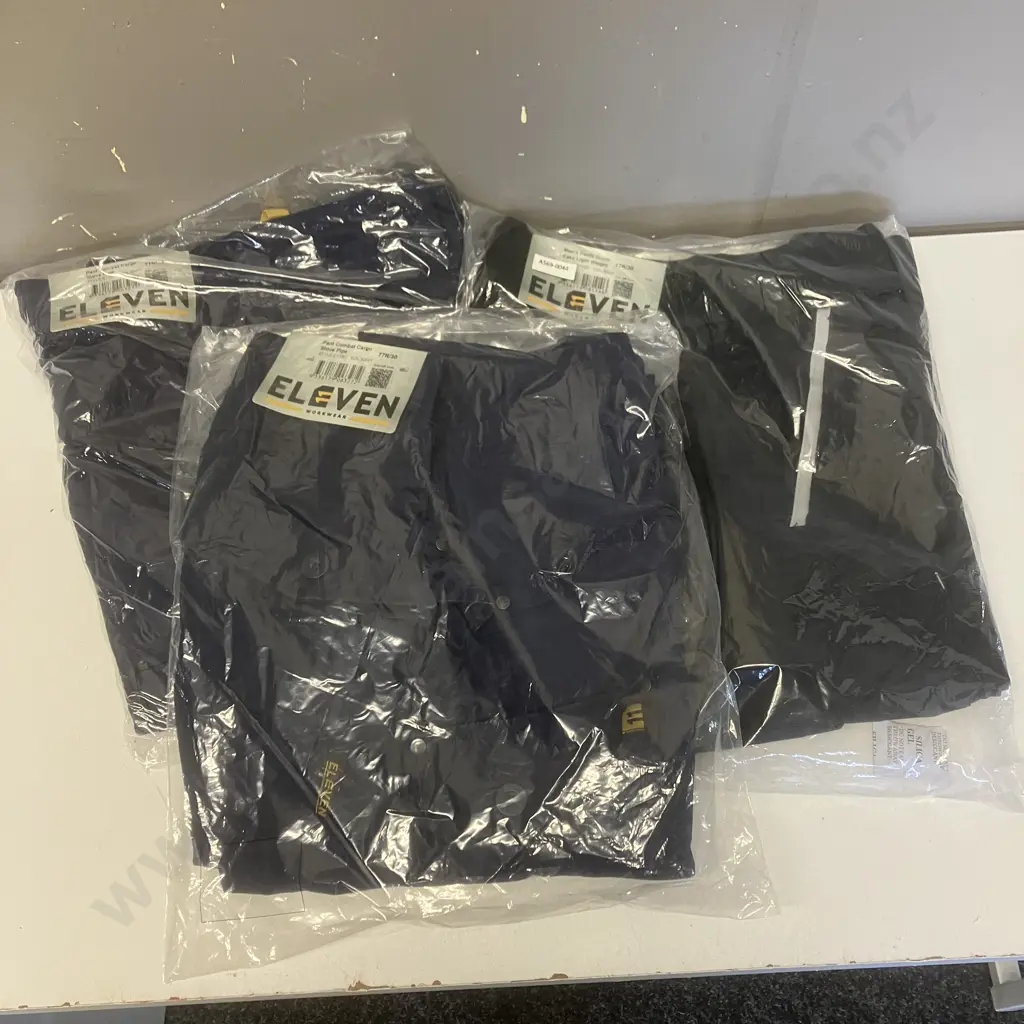 ELEVEN Workwear 2 x Pant Combat Cargo Stove Pipe Size 77R/30 Navy, 1 x Super East Light Weight Size 77R/30 Black Image 1++