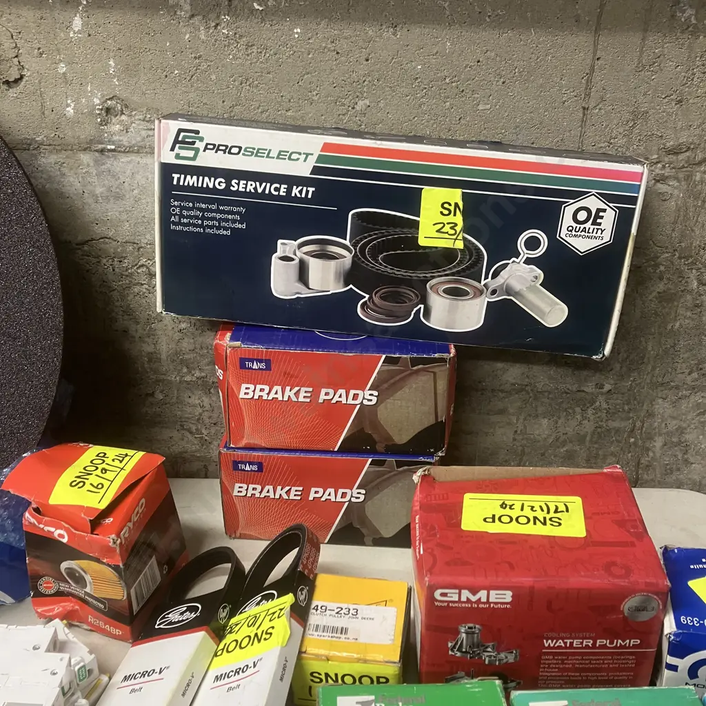 Box Lot Image 1++