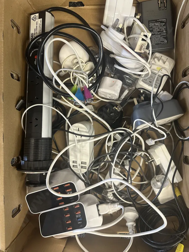Arlec Power Board, Usb Chargers, Plugs Etc Image 1++