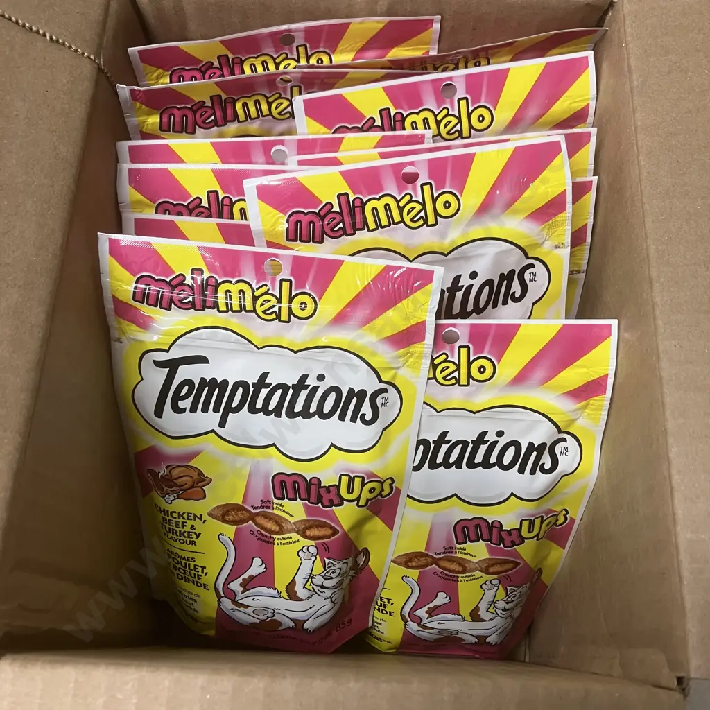 Whiskas Temptations Mixups Chicken, Beef & Turkey Flavours - 12 x 85g BB110525 Image 1++