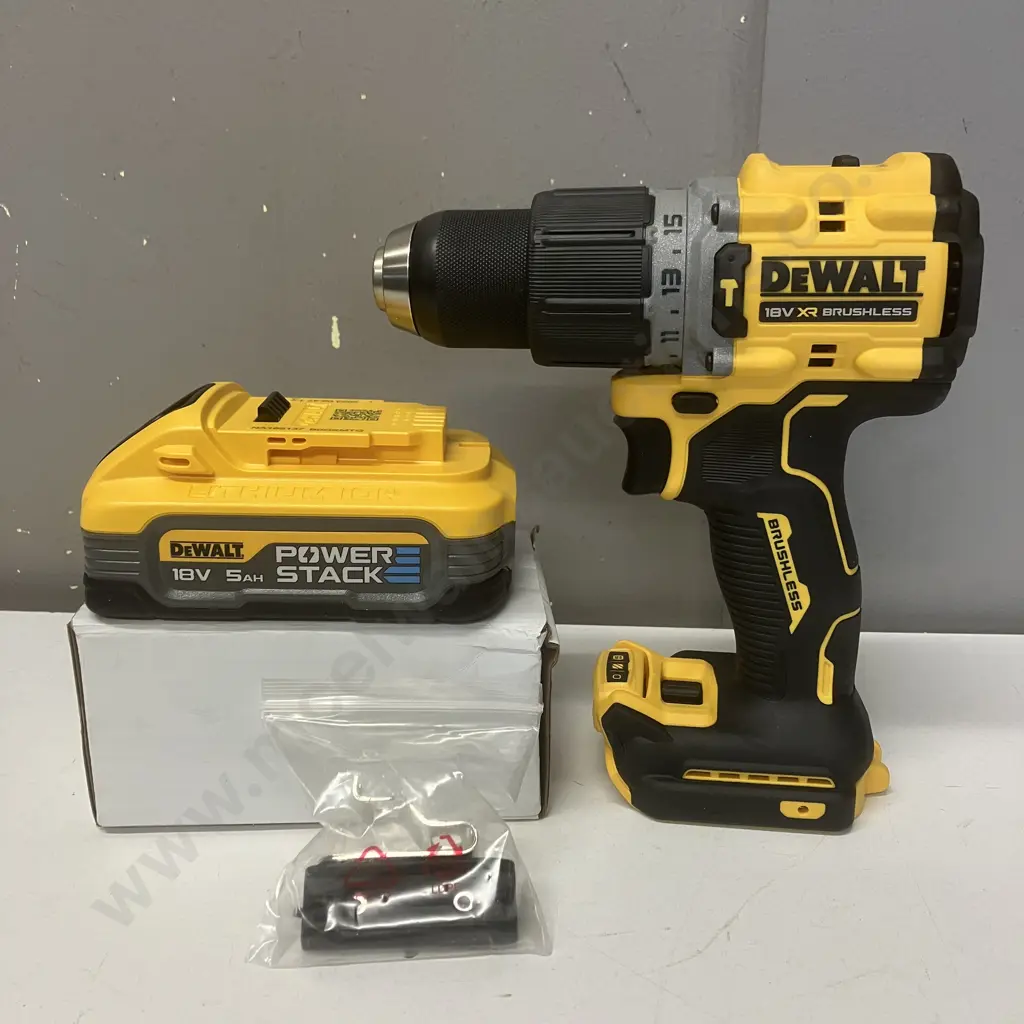 Dewalt DCD805 18V XR Brushless Hammer Drill Driver With 5AH PowerStack Battery DCBP518 (No Charger) Image 1++