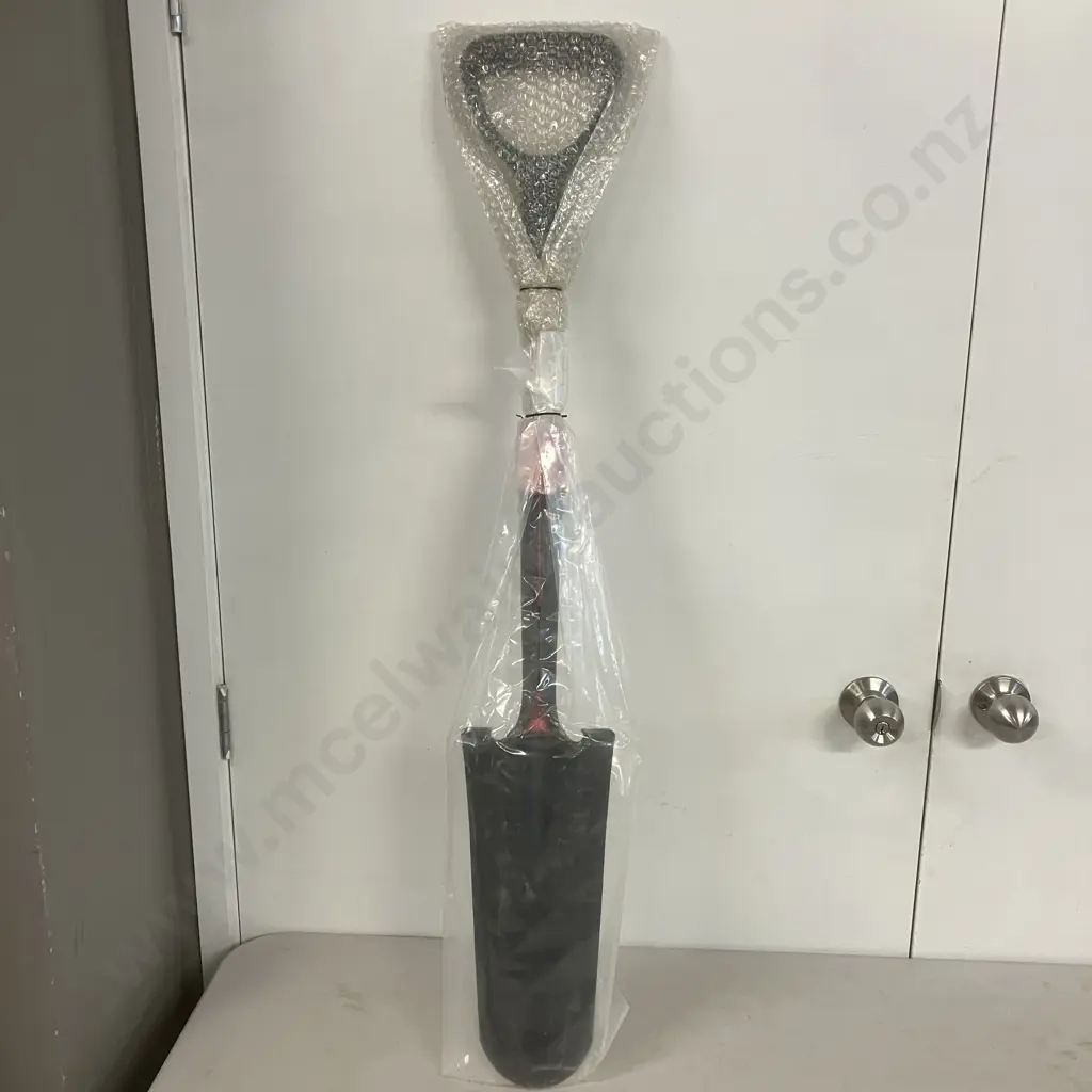 New CAT 555-7121 D-Handle Drain Spade Shovel Image 1++
