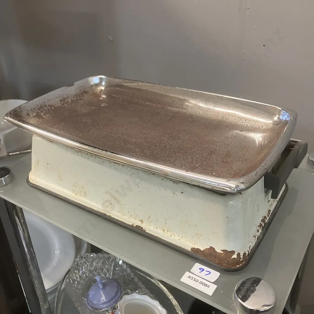 Vintage 1960's Soehnle Sliding 12 Kg White Kitchen Scales - West Germany Image 1++